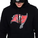 sweatshirt-med-haette-sort-pullover-hoodie-fra-tampa-bay-buccaneers-nfl-af-new-era