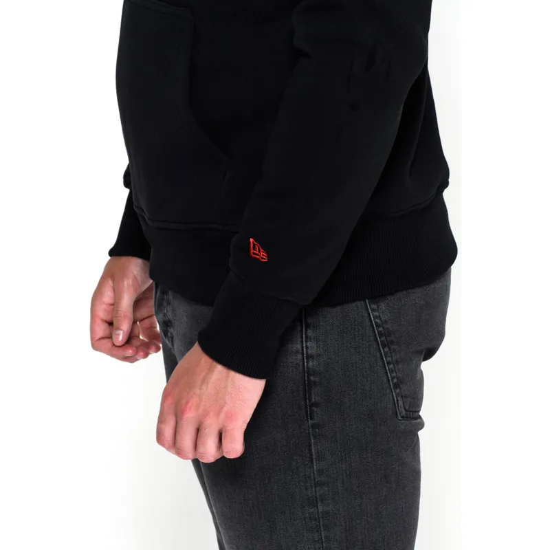 sweatshirt-med-haette-sort-pullover-hoodie-fra-tampa-bay-buccaneers-nfl-af-new-era sweatshirt-med-haette-sort-pullover-hoodie-fra-tampa-bay-buccaneers-nfl-af-new-era