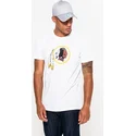 hvid-kortaermet-washington-commanders-nfl-t-shirt-fra-new-era