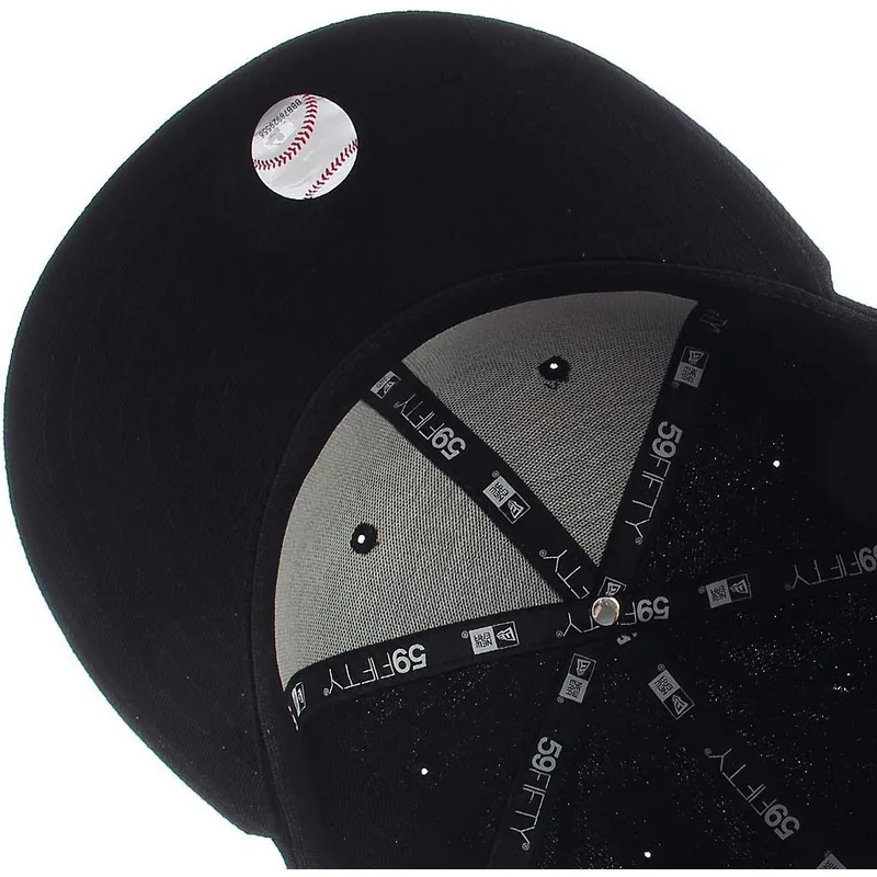 kasketter-flad-sort-tilpasset-59fifty-essential-fra-boston-red-sox-mlb-af-new-era