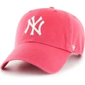 lyserod-buet-kasket-fra-new-york-yankees-mlb-clean-up-af-47-brand