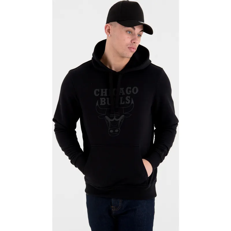 sweatshirt-med-haette-sort-pullover-hoody-fra-chicago-bulls-nba-af-new-era