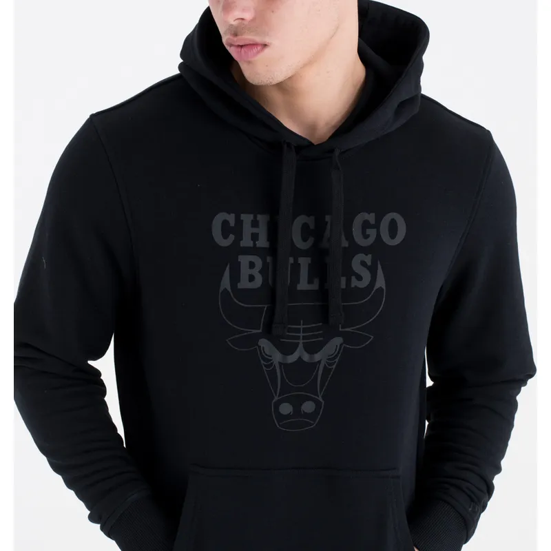 sweatshirt-med-haette-sort-pullover-hoody-fra-chicago-bulls-nba-af-new-era