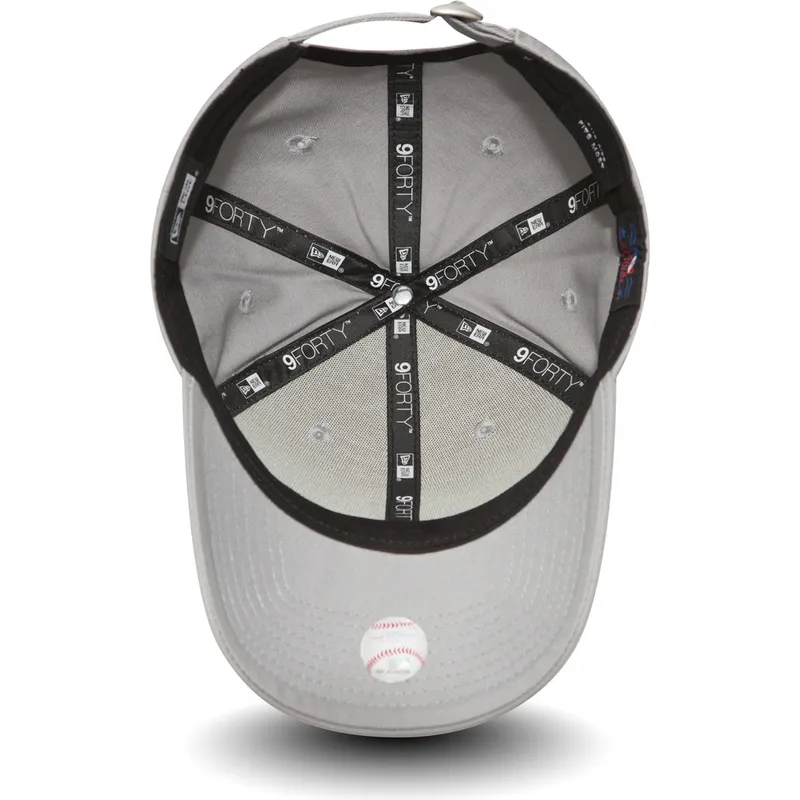 gra-justerbar-curved-kasket-9forty-essential-fra-new-york-yankees-mlb-fra-new-era