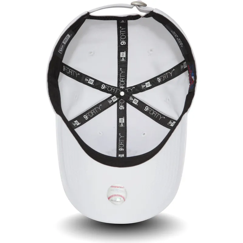 hvid-justerbar-kurvet-kasket-9forty-essential-fra-new-york-yankees-mlb-fra-new-era