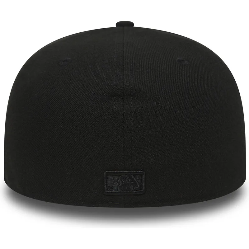 sort-fitted-59fifty-black-on-black-kasket-fra-new-york-yankees-mlb-af-new-era