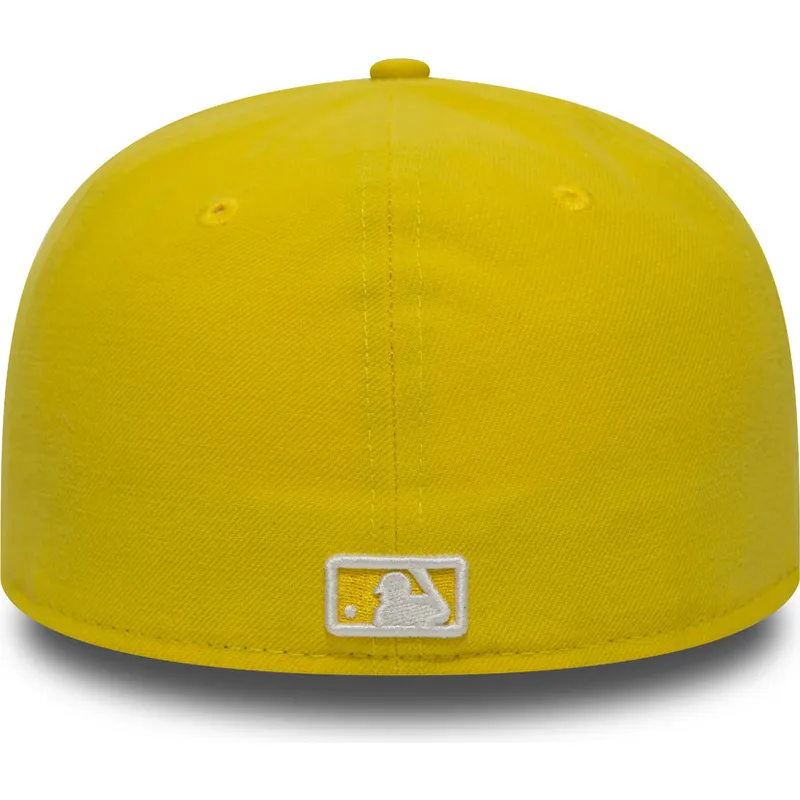 kasketter-flad-gul-tilpasset-59fifty-essential-fra-new-york-yankees-mlb-af-new-era kasketter-flad-gul-tilpasset-59fifty-essential-fra-new-york-yankees-mlb-af-new-era