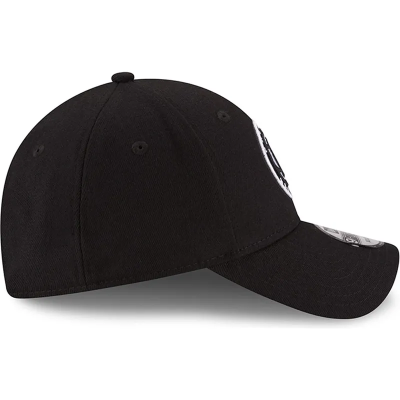 kasketter-buet-sort-justerbar-rem-9forty-the-league-fra-brooklyn-nets-nba-af-new-era