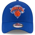 justerbar-bla-kurvet-kasket-9forty-the-league-fra-new-york-knicks-nba-fra-new-era