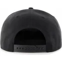 sort-snapback-kasket-med-flad-skygge-og-guldlogo-fra-los-angeles-dodgers-mlb-captain-metalivise-fra-47-brand