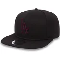 sort-flat-snapback-kasket-med-rodt-logo-9fifty-jersey-tech-fra-los-angeles-dodgers-mlb-fra-new-era