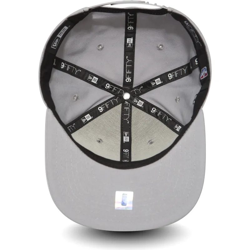 kasketter-flad-gra-snapback-9fifty-chain-stitch-fra-toronto-raptors-nba-af-new-era