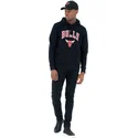 sweatshirt-med-haette-sort-pullover-hoody-fra-chicago-bulls-nba-af-new-era