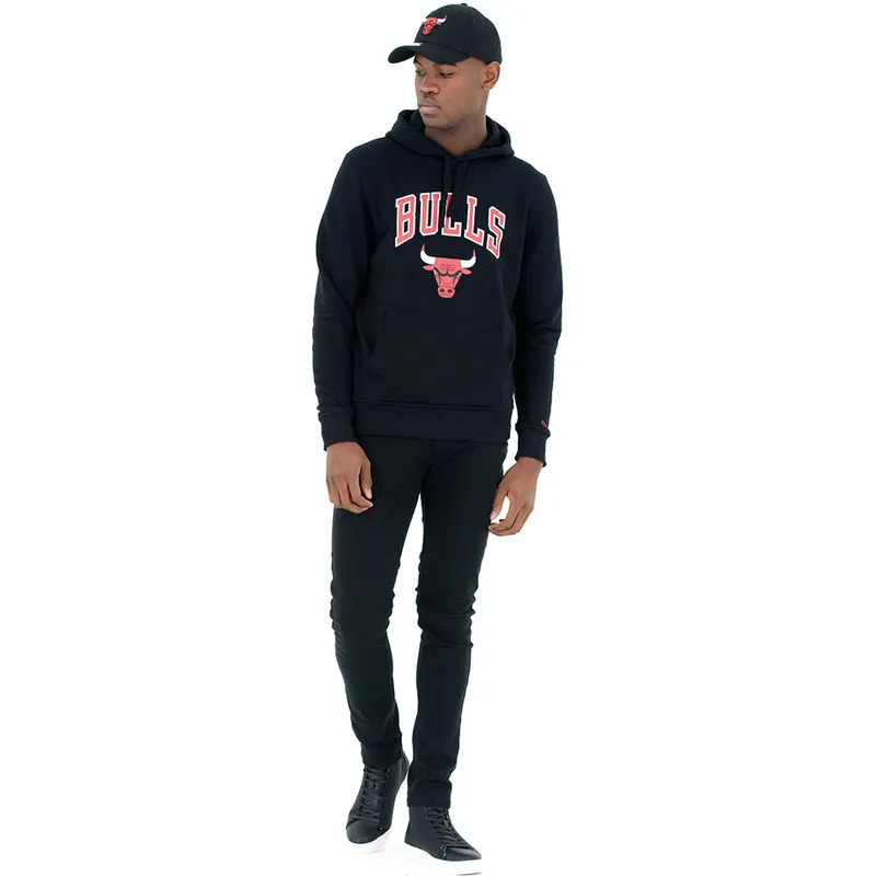 sweatshirt-med-haette-sort-pullover-hoody-fra-chicago-bulls-nba-af-new-era