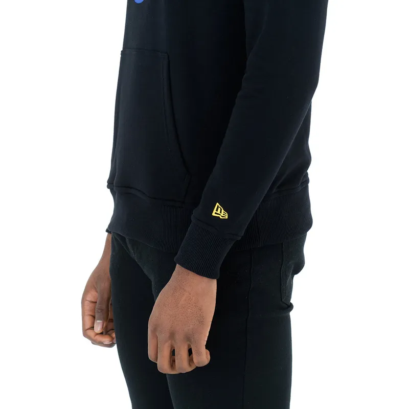 sweatshirt-med-haette-sort-pullover-hoody-fra-golden-state-warriors-nba-af-new-era