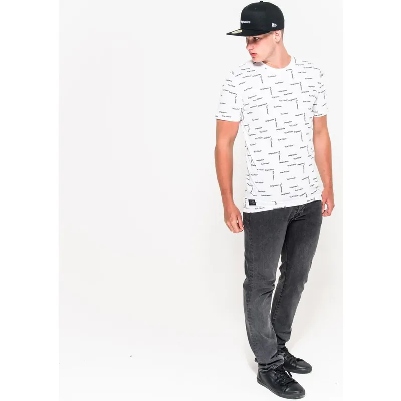 t-shirt-kort-aerme-hvid-fra-camiseta-manga-corta-blanca-originators-af-new-era