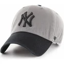 gra-buet-kasket-med-skygge-og-sort-new-york-yankees-logo-mlb-clean-up-two-tone-fra-47-brand