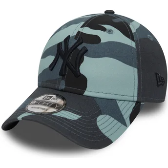justerbar-bla-camouflagebojet-kasket-med-sort-logo-9forty-essential-fra-new-york-yankees-mlb-fra-new-era