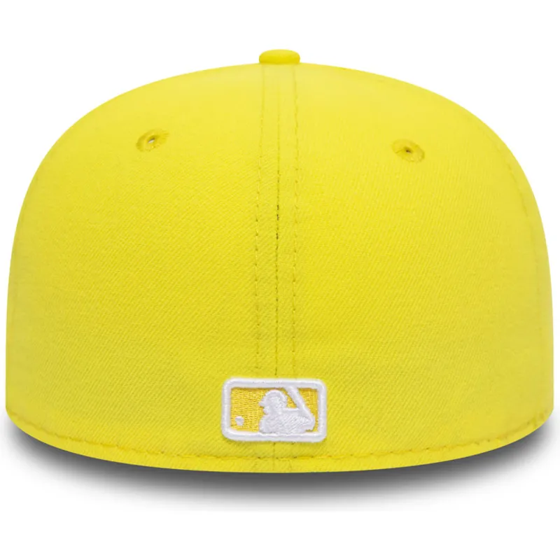 kasketter-flad-gul-tilpasset-59fifty-essential-fra-new-york-yankees-mlb-af-new-era kasketter-flad-gul-tilpasset-59fifty-essential-fra-new-york-yankees-mlb-af-new-era
