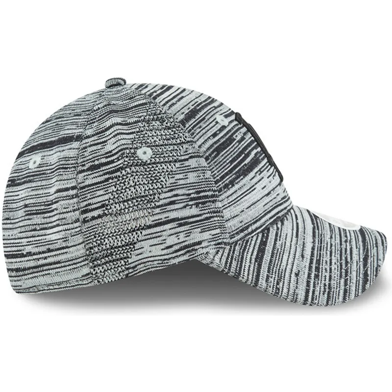 kasketter-buet-gra-justerbar-rem-negro-9forty-engineered-fit-fra-los-angeles-dodgers-mlb-af-new-era
