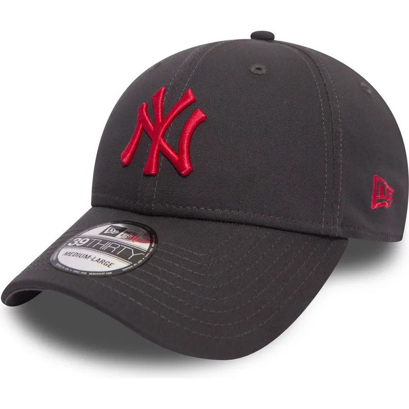 new-york-yankees-mlb-39thirty-essential-league-new-era-justerbar-kasket-med-buet-skygge-og-rodt-logo-i-stengra