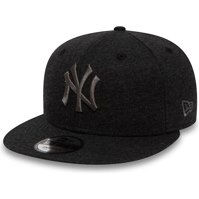 gra-flad-snapback-kasket-med-grat-logo-9fifty-essential-jersey-new-york-yankees-mlb-fra-new-era
