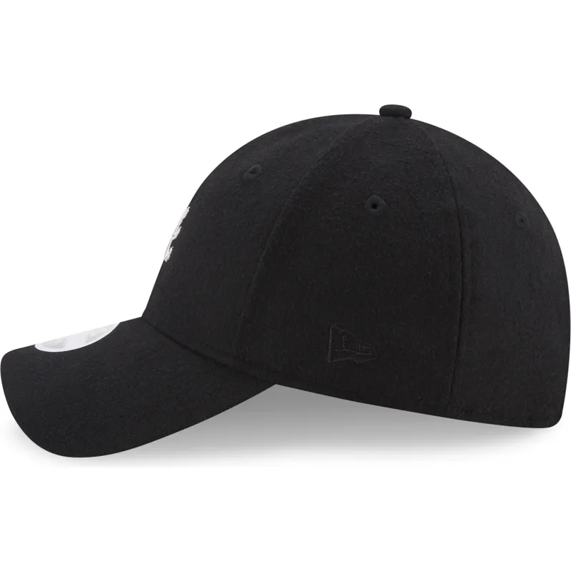 kasketter-buet-sort-justerbar-rem-9forty-melton-fra-atlanta-braves-mlb-af-new-era