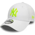 kasketter-buet-hvid-justerbar-rem-9forty-league-essential-neon-fra-new-york-yankees-mlb-af-new-era