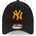 new-era-new-york-yankees-mlb-9forty-league-essential-neon-justerbar-sort-buet-kasket-med-orange-logo