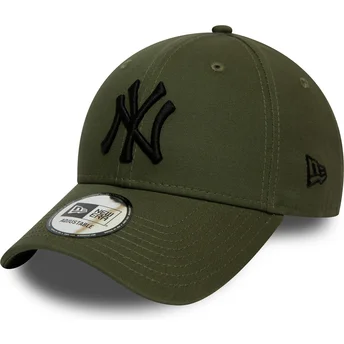 gron-justerbar-buet-cap-med-sort-logo-9forty-league-essential-fra-new-york-yankees-mlb-fra-new-era