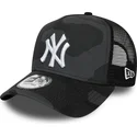 new-era-new-york-yankees-mlb-essential-camo-a-frame-sort-camouflage-trucker-kasket-med-hvidt-logo