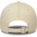 new-era-curved-brim-9twenty-takeaway-cream-adjustable-cap