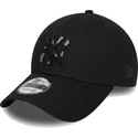 sort-justerbar-kasket-med-buet-skygge-og-camouflage-logo-9forty-camo-infill-af-new-york-yankees-mlb-fra-new-era
