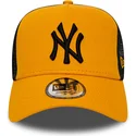 orange-trucker-cap-with-black-logo-league-essential-a-frame-new-york-yankees-mlb-by-new-era