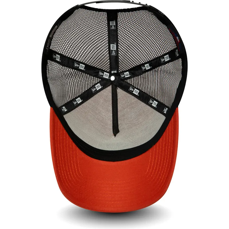 new-era-new-york-yankees-mlb-league-essential-a-frame-rod-trucker-kasket-med-sort-logo