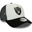 hvid-og-sort-trucker-kasket-team-colour-block-a-frame-fra-las-vegas-raiders-nfl-fra-new-era
