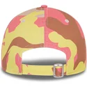 justerbar-lyserod-camouflagekurvehue-med-lyserodt-logo-9forty-fra-los-angeles-dodgers-mlb-fra-new-era
