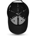 sort-justerbar-9forty-sports-sneaker-kasket-med-buet-skygge-fra-new-era