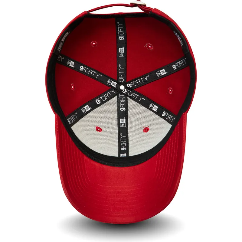 kasketter-buet-rod-justerbar-rem-negro-9forty-league-essential-fra-new-york-yankees-mlb-af-new-era