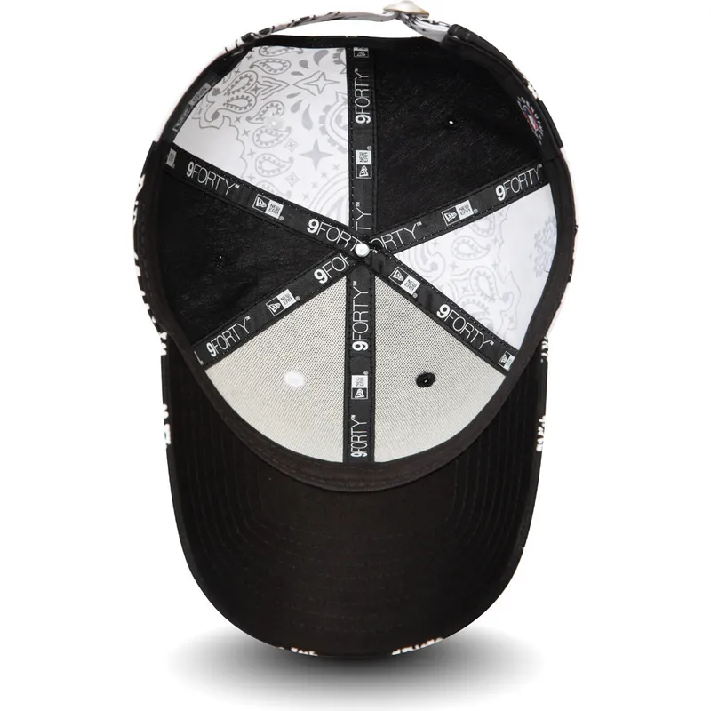 kasketter-buet-sort-justerbar-rem-9forty-paisley-print-fra-new-york-yankees-mlb-af-new-era