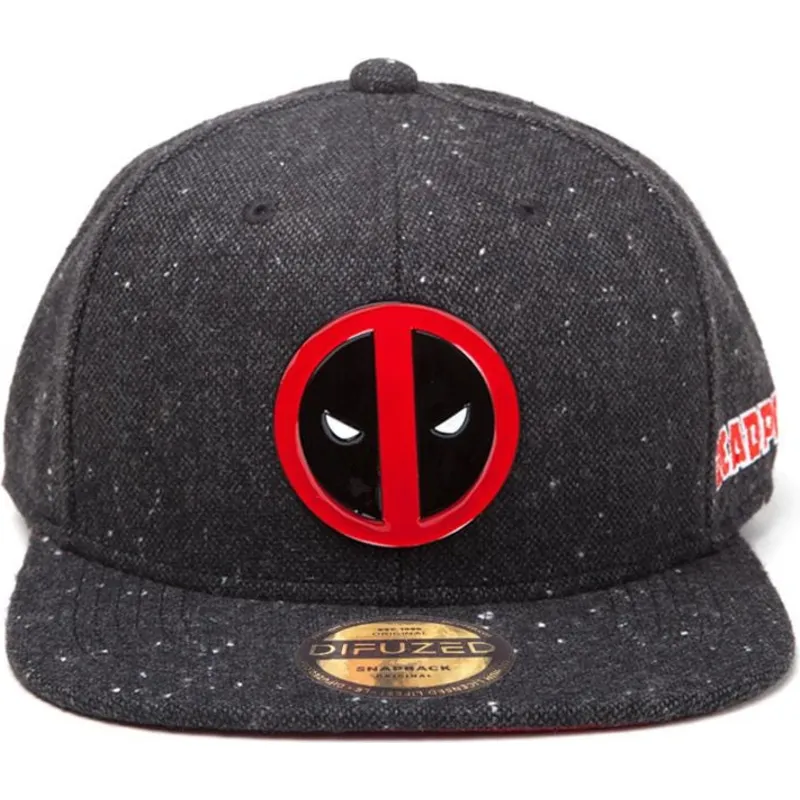 sort-snapback-kasket-med-flad-skygge-og-deadpool-metalbadge-logo-marvel-comics-fra-difuzed