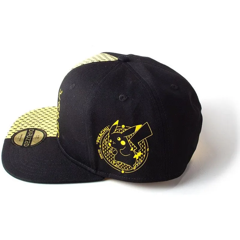 flad-sort-og-gul-snapback-kasket-pikachu-block-pokemon-fra-difuzed