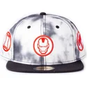 hvid-og-sort-snapback-flad-kasket-iron-man-tye-dye-badge-marvel-comics-fra-difuzed
