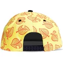 gul-og-sort-flatbrim-snapback-kasket-med-leaf-logo-nook-inc-animal-crossing-fra-difuzed