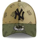 kasketter-buet-gron-justerbar-rem-9forty-paisley-print-fra-new-york-yankees-mlb-af-new-era