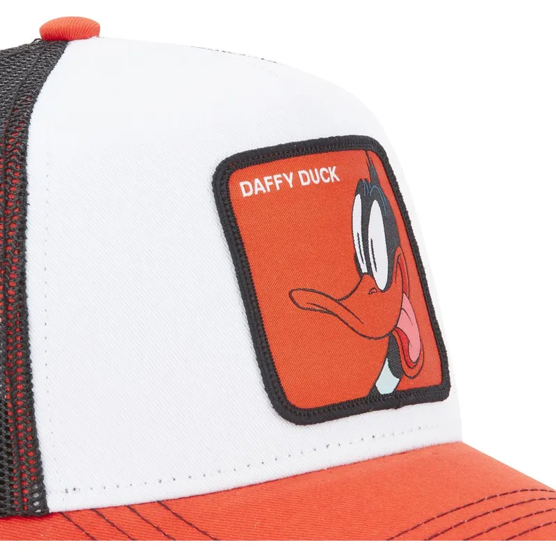 hvid-sort-og-rod-trucker-kasket-pato-lucas-loo5-daf1-looney-tunes-fra-capslab