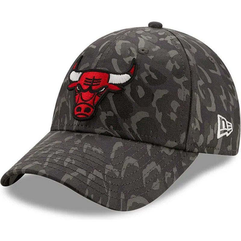 kasketter-buet-camouflage-justerbar-rem-negro-9forty-all-over-camo-fra-chicago-bulls-nba-af-new-era