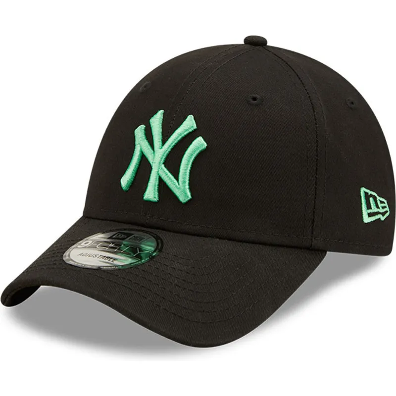 kasketter-buet-sort-justerbar-rem-9forty-league-essential-fra-new-york-yankees-mlb-af-new-era