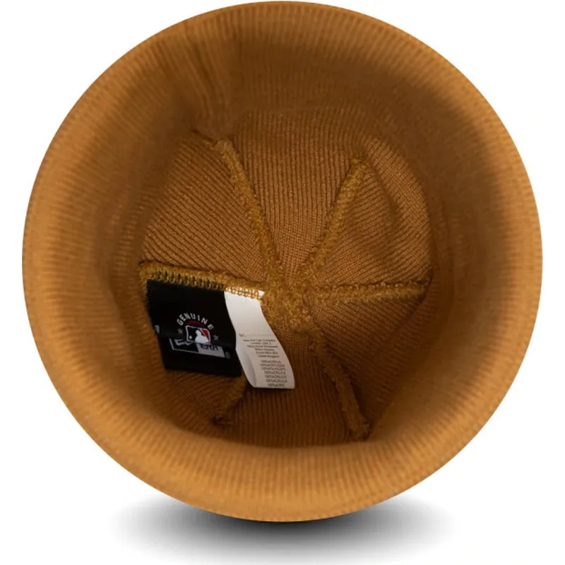 huer-brun-team-cuff-fra-new-york-yankees-mlb-af-new-era