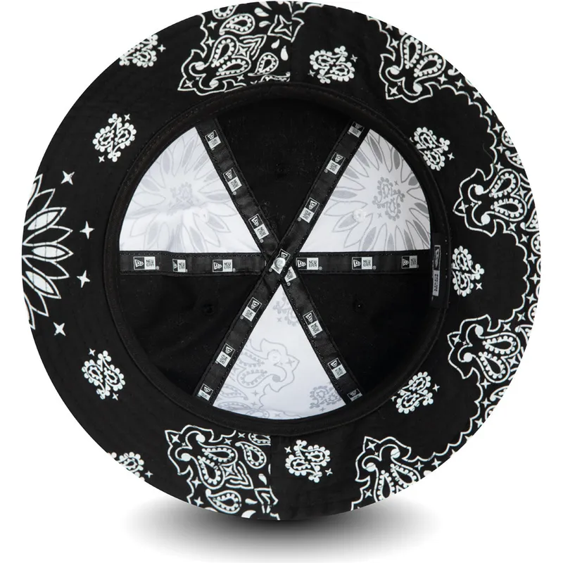 spande-sort-fra-bucket-negro-y-blanco-paisley-explorer-af-new-era